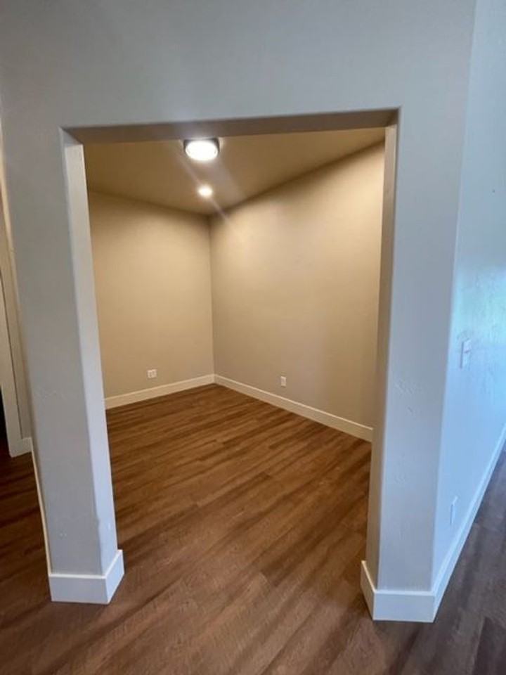 292 W Nicklaus Ave - Photo 4 of 19