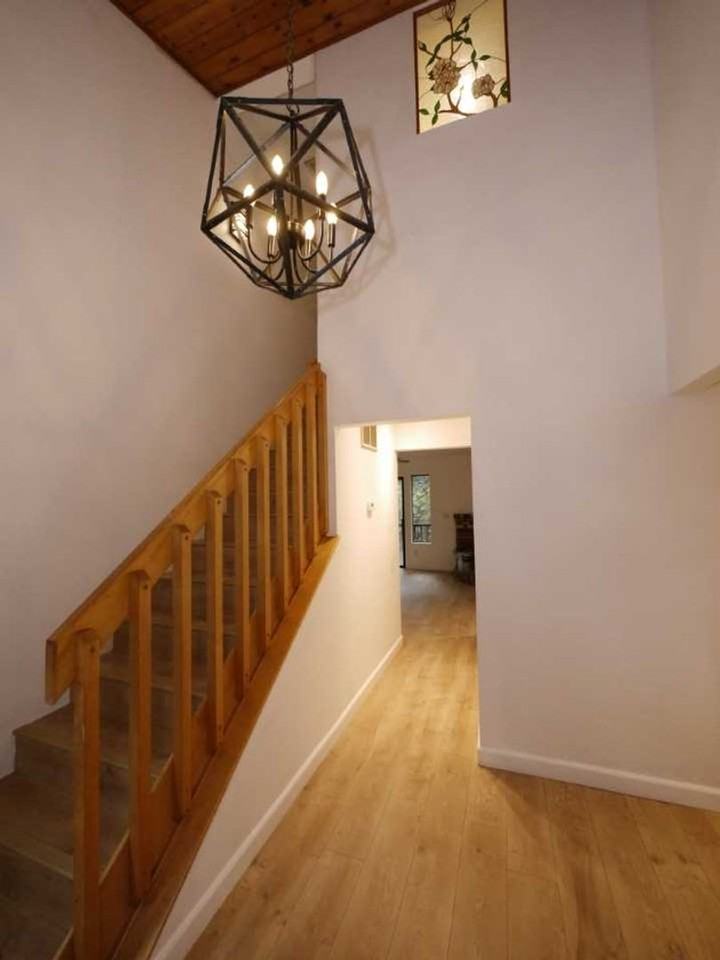 18111 N Meadow Dr - Photo 2 of 18