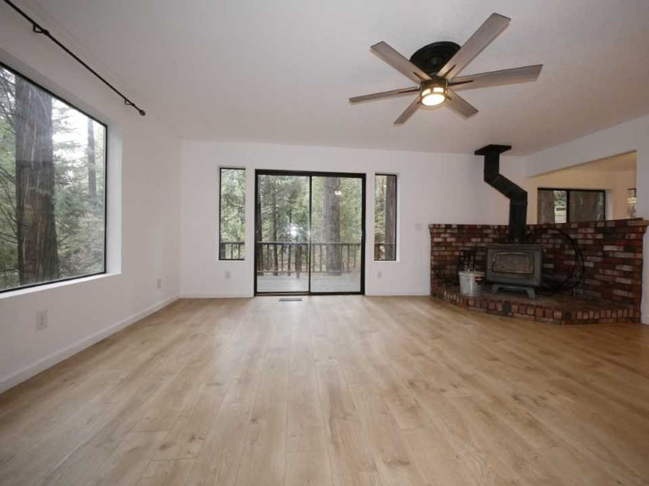 18111 N Meadow Dr - Photo 6 of 18