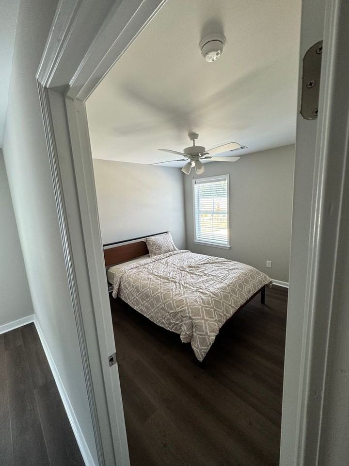 1290 Providence Ln - Photo 5 of 13