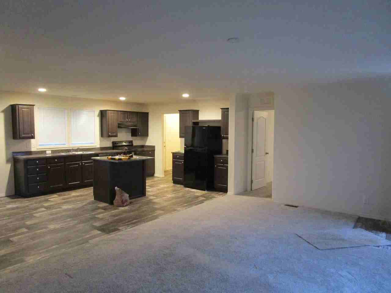 6241 Nw Foster St - Photo 3 of 13