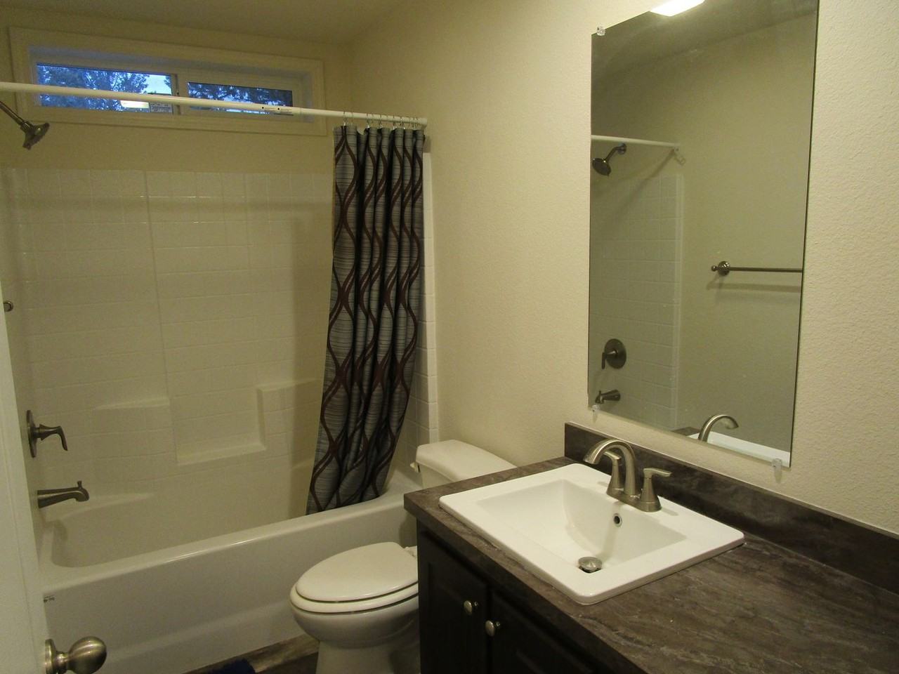 6241 Nw Foster St - Photo 7 of 13