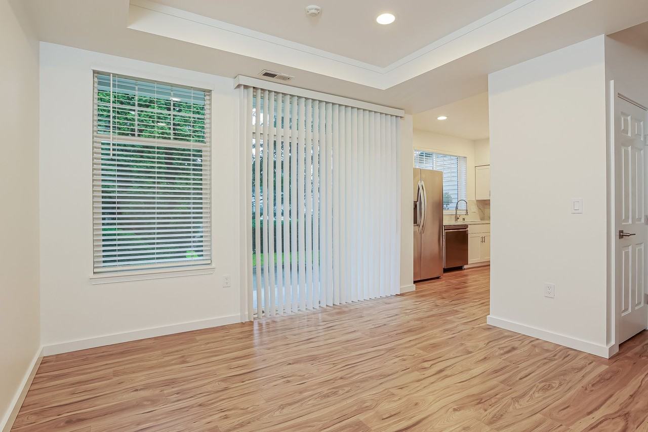 9630 178th Pl Ne #3 - Photo 7 of 15