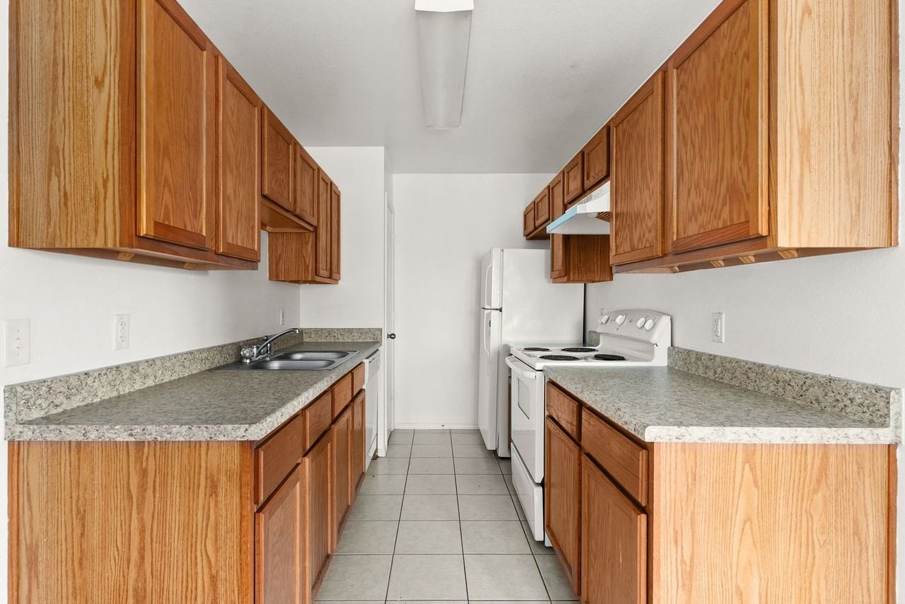 6211 Temora Loop - Photo 6 of 15