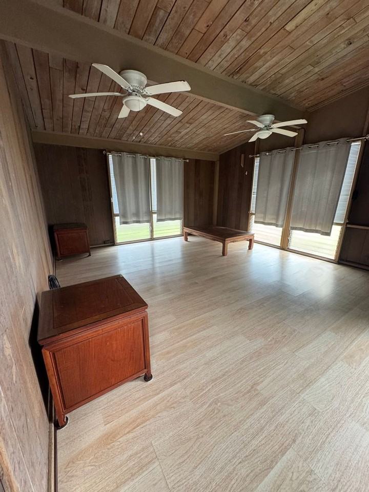 1910 Hoohai St - Photo 2 of 9