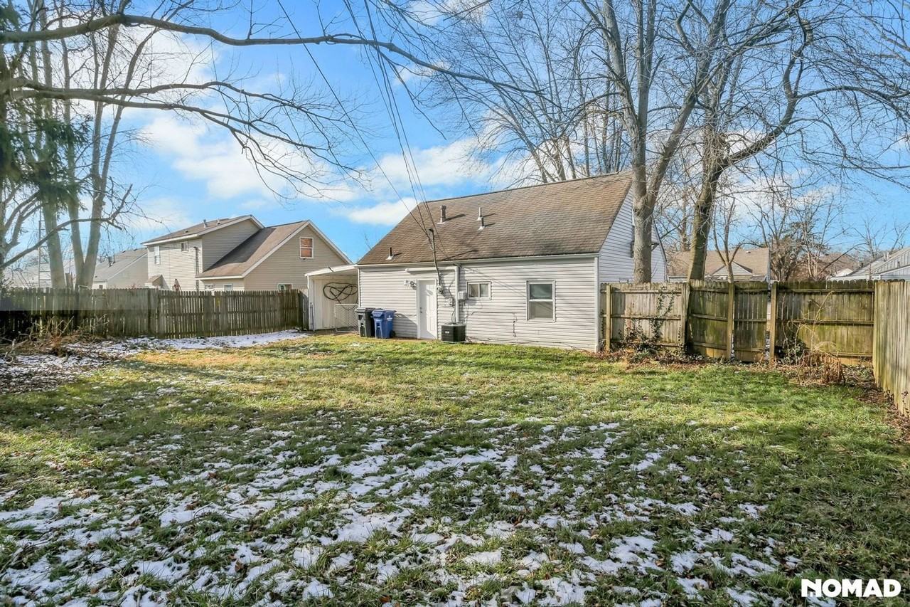 878 Antwerp Rd - Photo 3 of 20