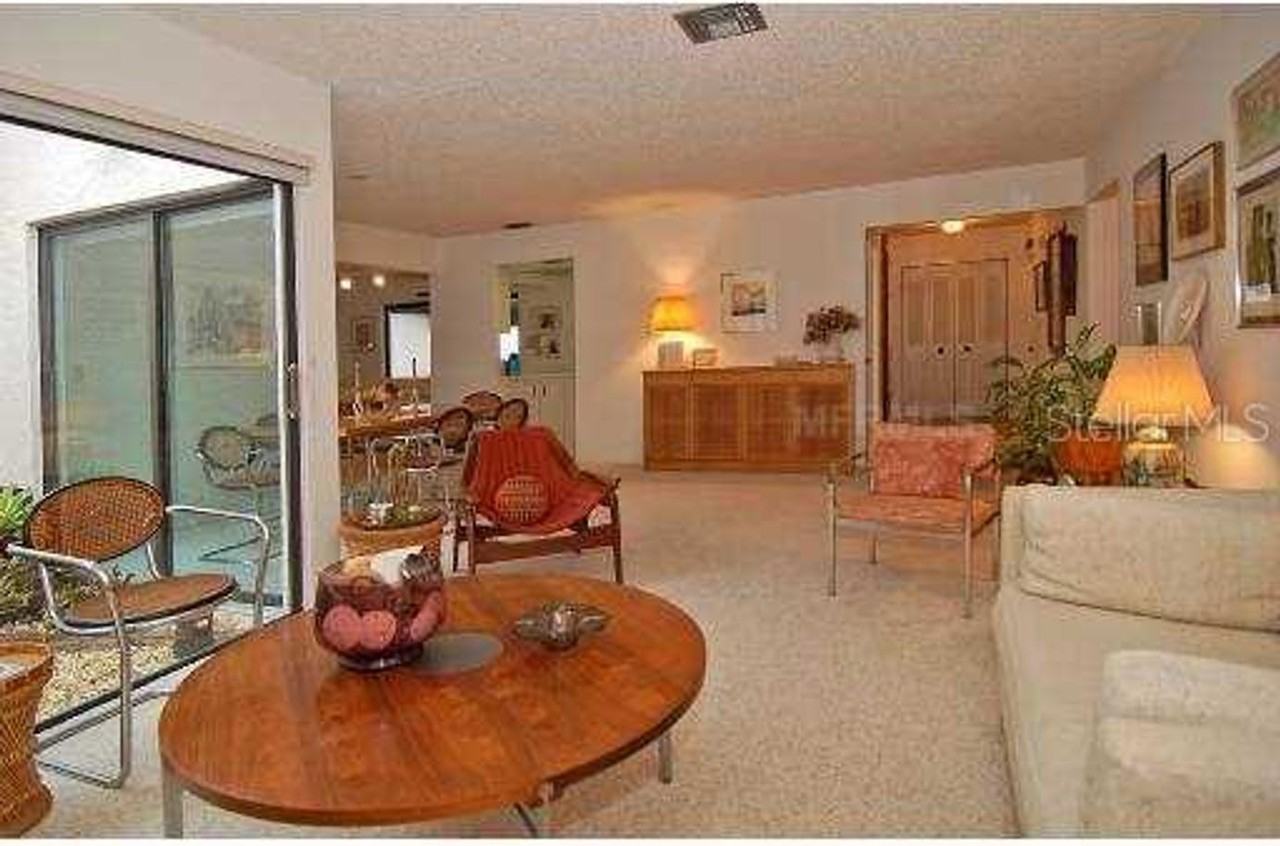 3939 Glen Oaks Manor Dr - Photo 3 of 10