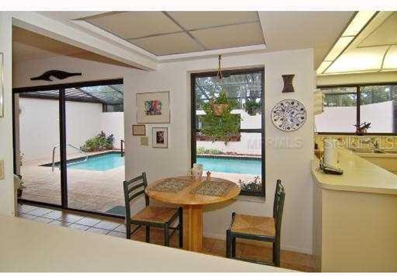 3939 Glen Oaks Manor Dr - Photo 6 of 10