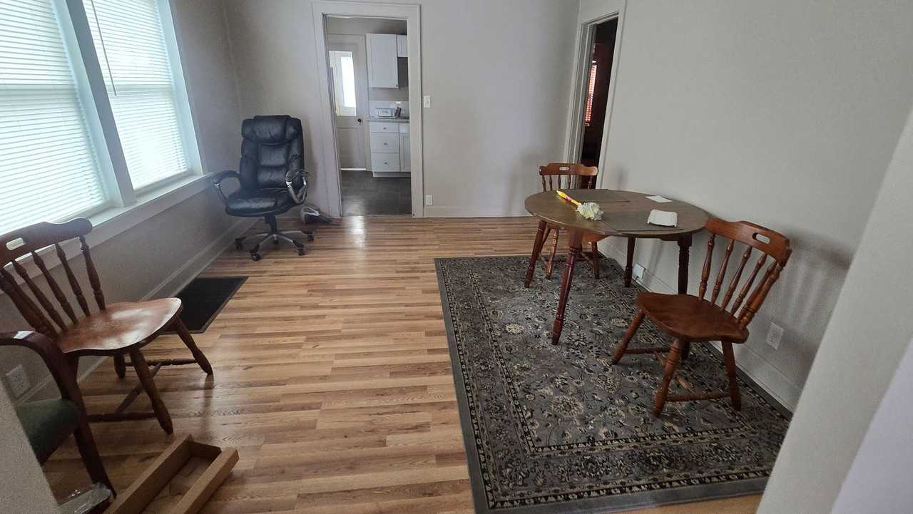 409 W Memorial Dr - Photo 4 of 9