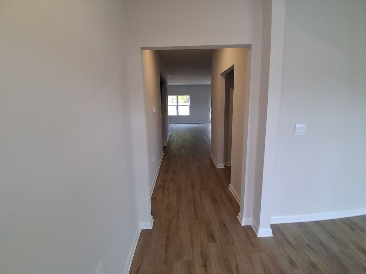 2048 Tottenham Dr - Photo 4 of 20