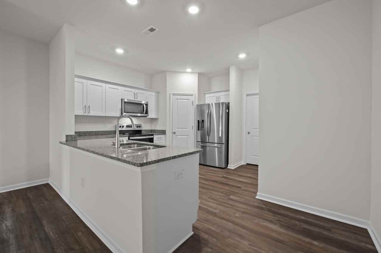 4140 Trevino Dr - Photo 4 of 21