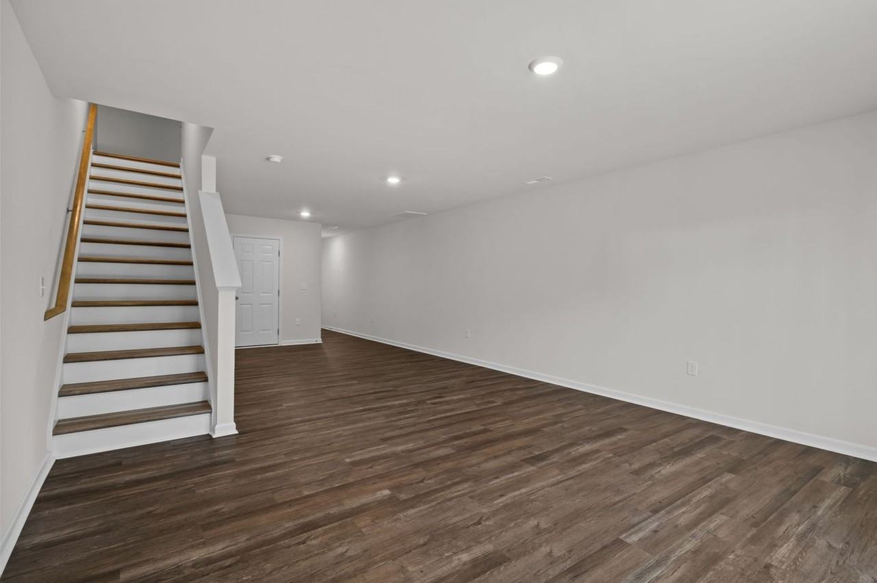 4140 Trevino Dr - Photo 5 of 21