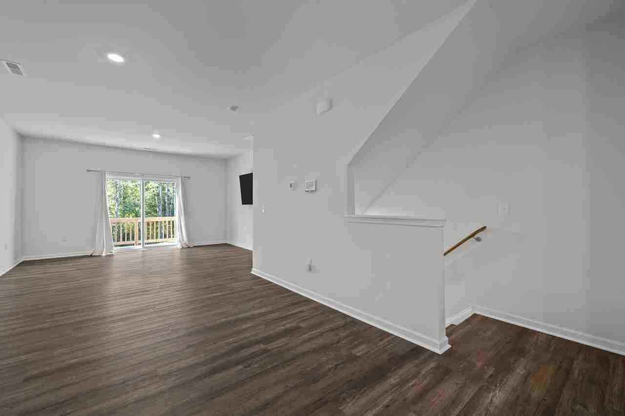 4140 Trevino Dr - Photo 6 of 21