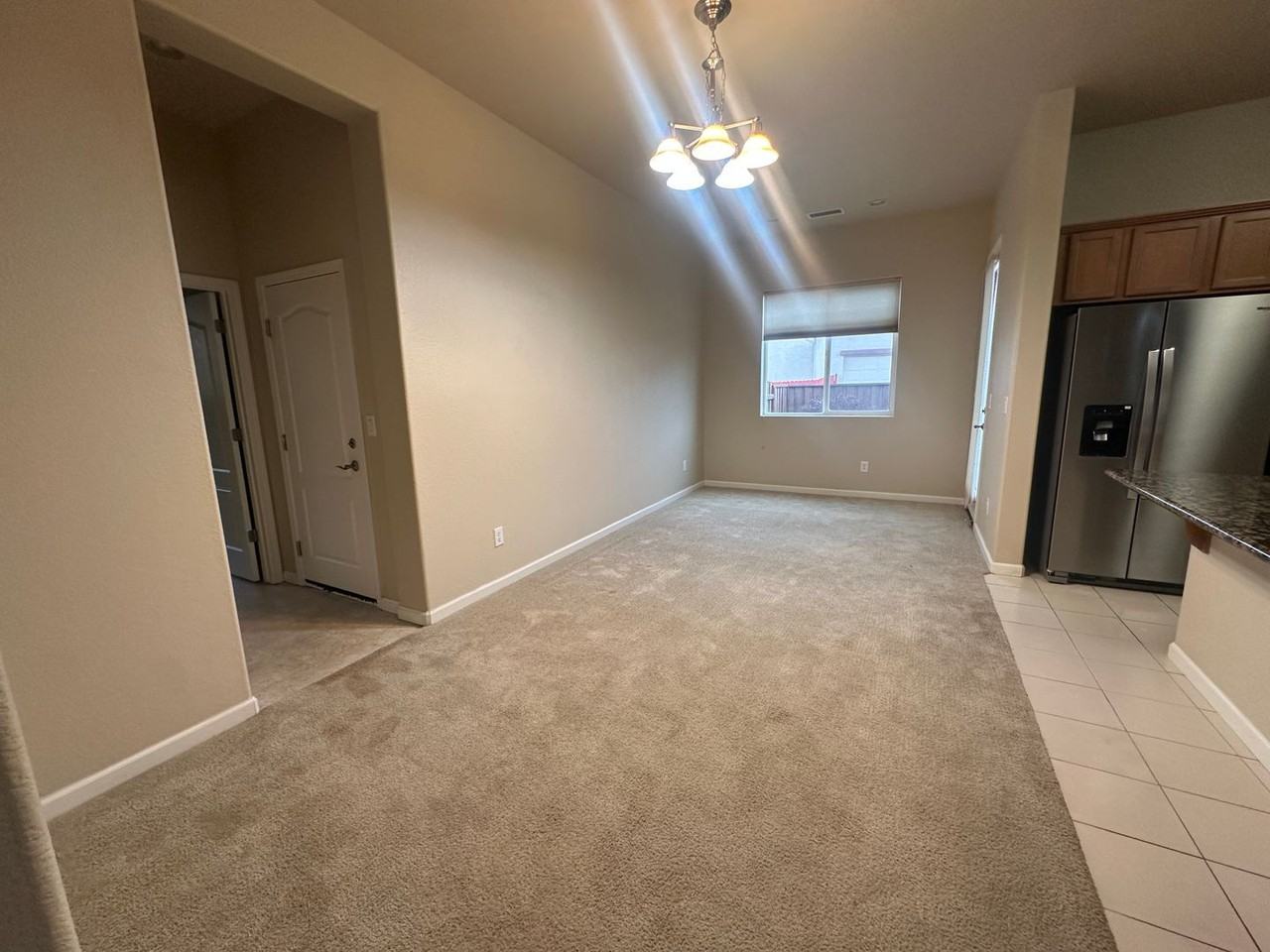 988 Bella Rosa Dr - Photo 3 of 10