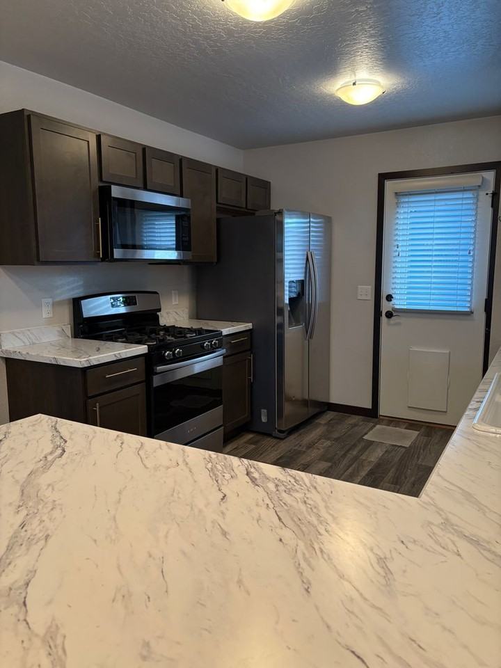 1265 Village Way - Photo 7 of 22