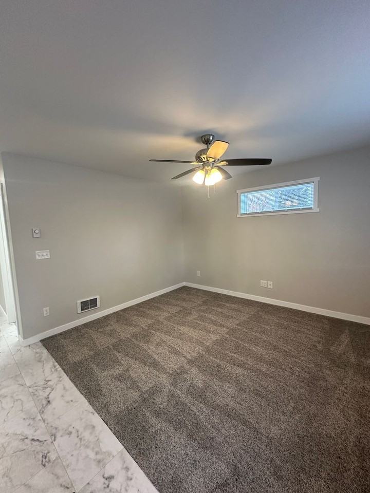 193 S 11th W - Photo 6 of 29