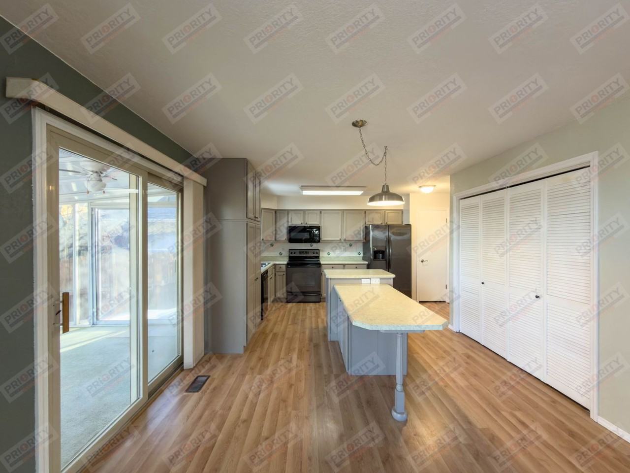 1110 Almon Cir - Photo 5 of 23