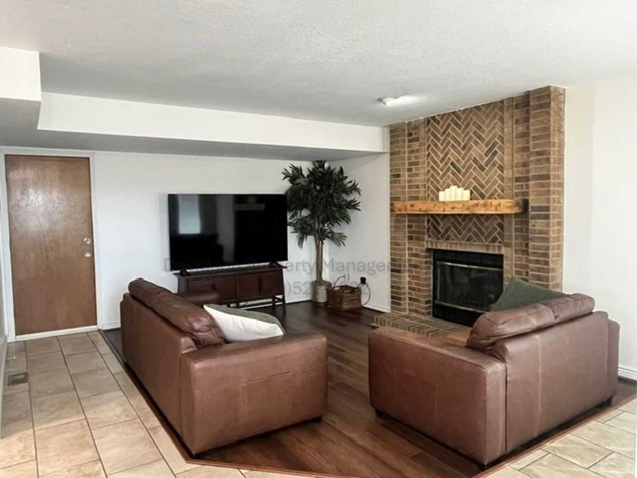 3525 Sedgewood Way - Photo 7 of 10