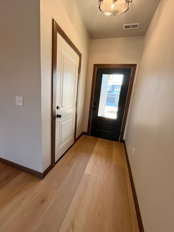 2420 Caolinn Pl - Photo 3 of 28