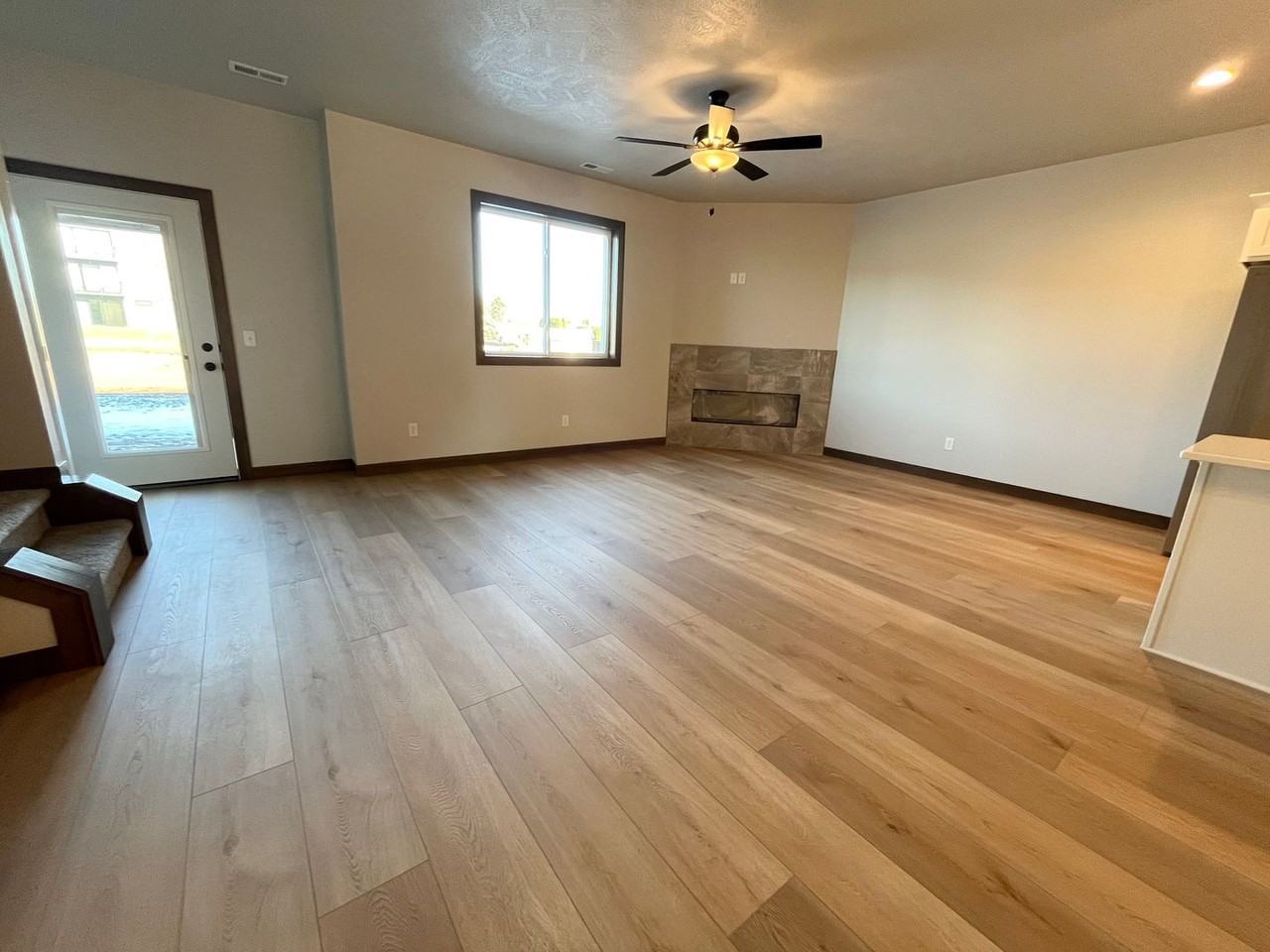 2420 Caolinn Pl - Photo 4 of 28