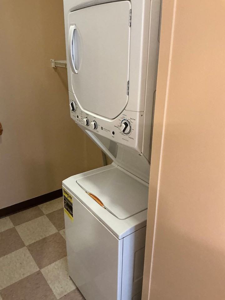 517 Trafton Rd - Photo 4 of 12