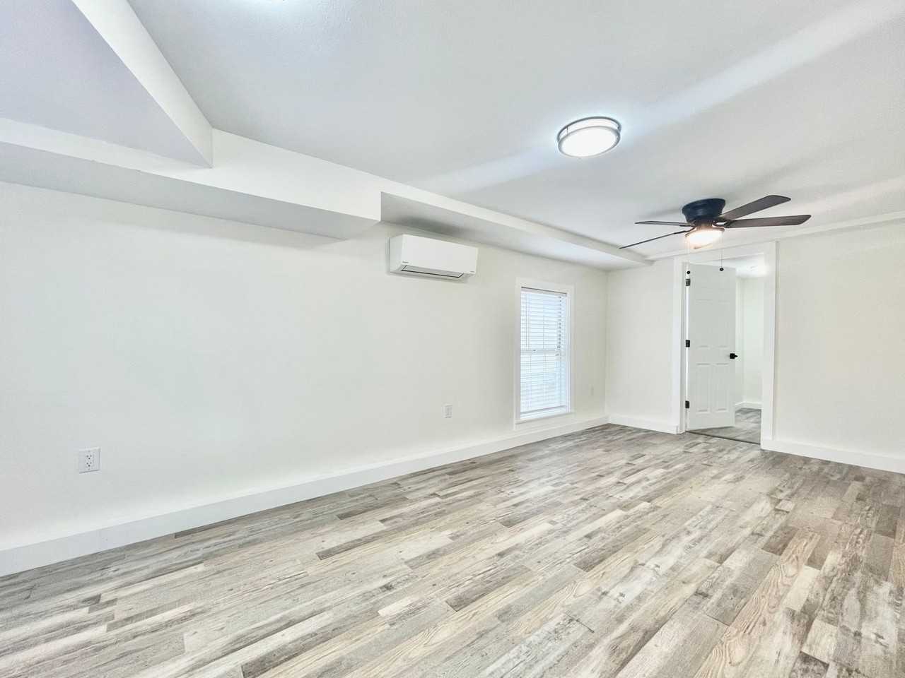 407 Sarah Dr #B - Photo 6 of 14