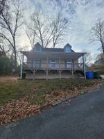 featured image of 52 Iris St