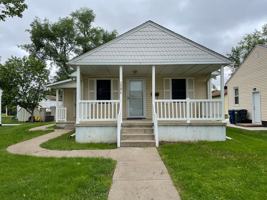 featured image of 2396 Barker St