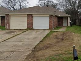 featured image of 939 Baker St