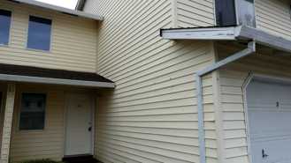 19927 Ne Halsey St #103 - Photo 1 of 1