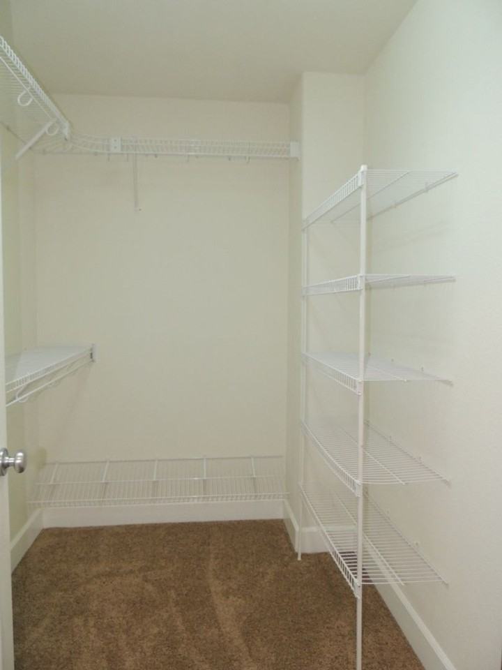 16733 Ne Halsey St - Photo 3 of 18