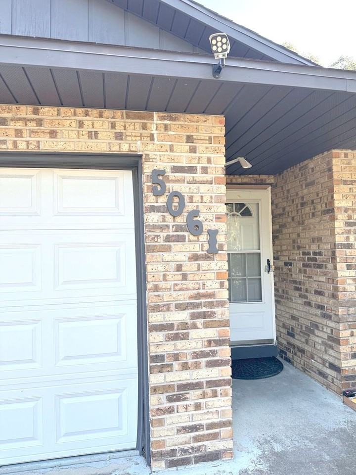 5061 Barnegat Point Rd - Photo 3 of 33