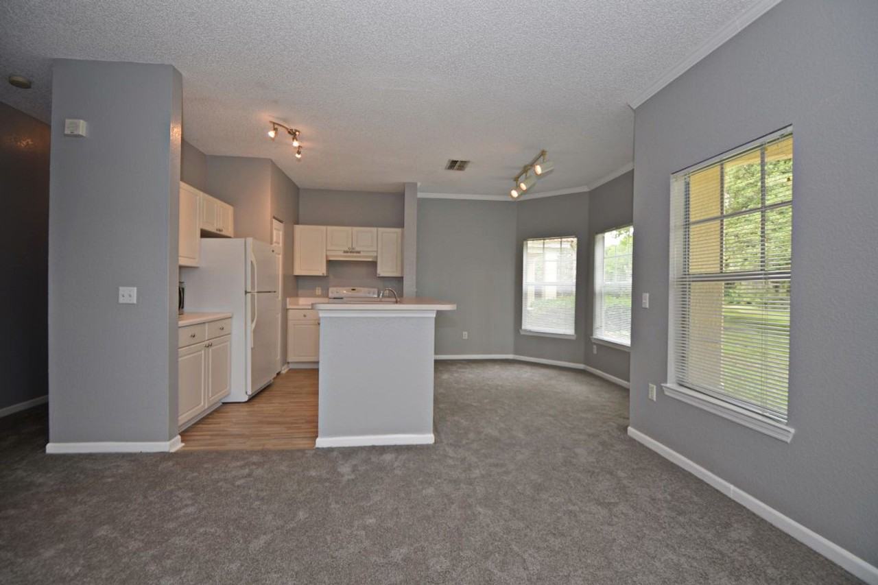 616 Arbor Lakes Cir - Photo 6 of 28