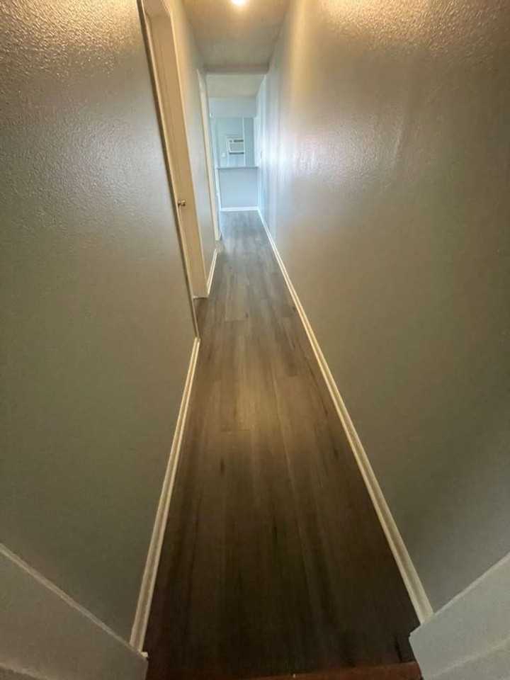 203 Ne 2nd St - Photo 5 of 11