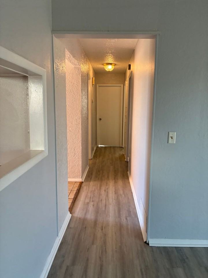 12 Nw 56th St - Photo 6 of 12