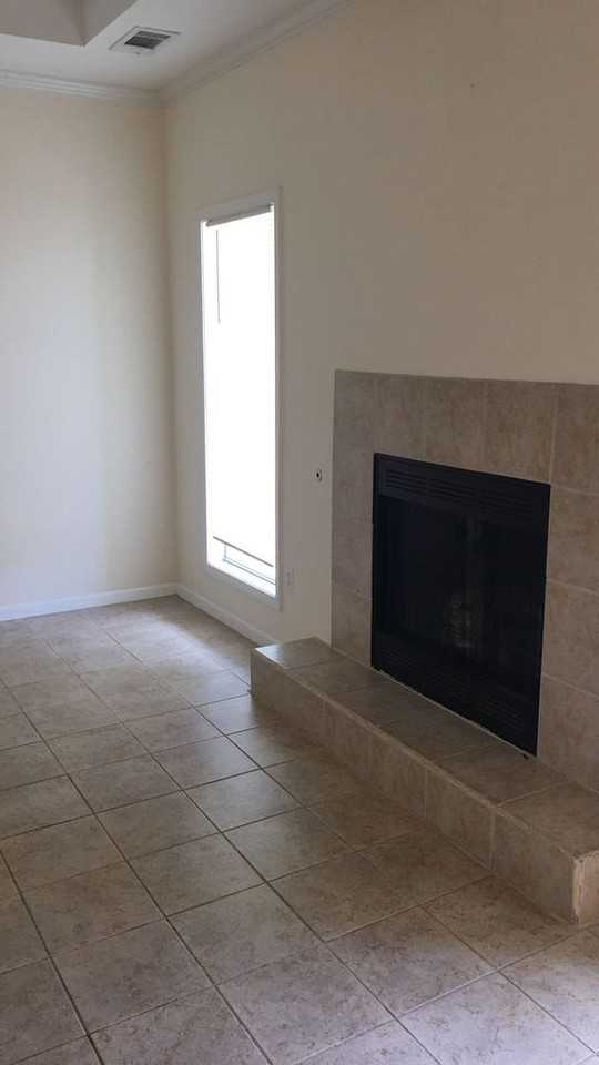 209 Karen Dr - Photo 5 of 19