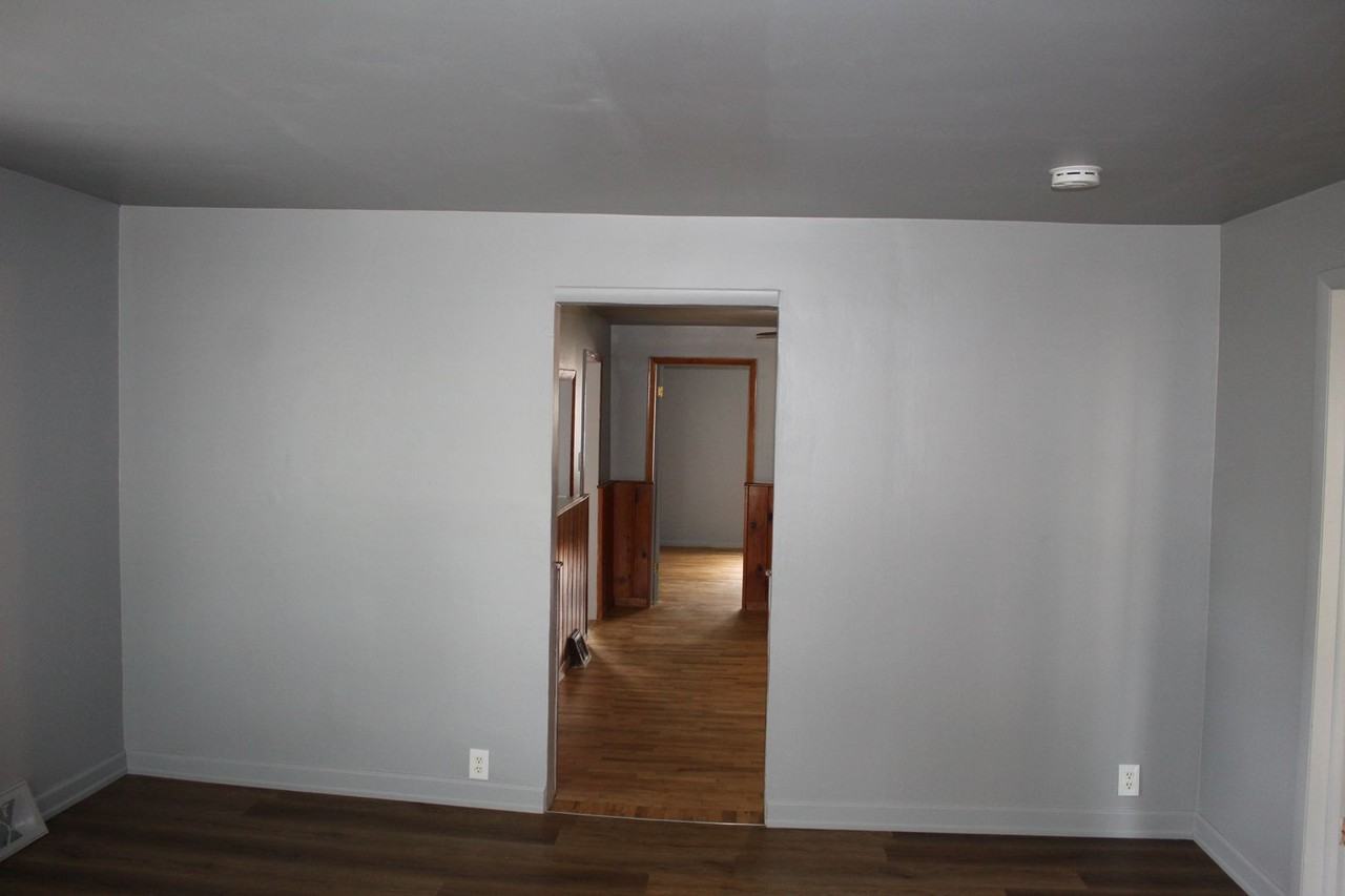 8059 Maple St - Photo 6 of 26