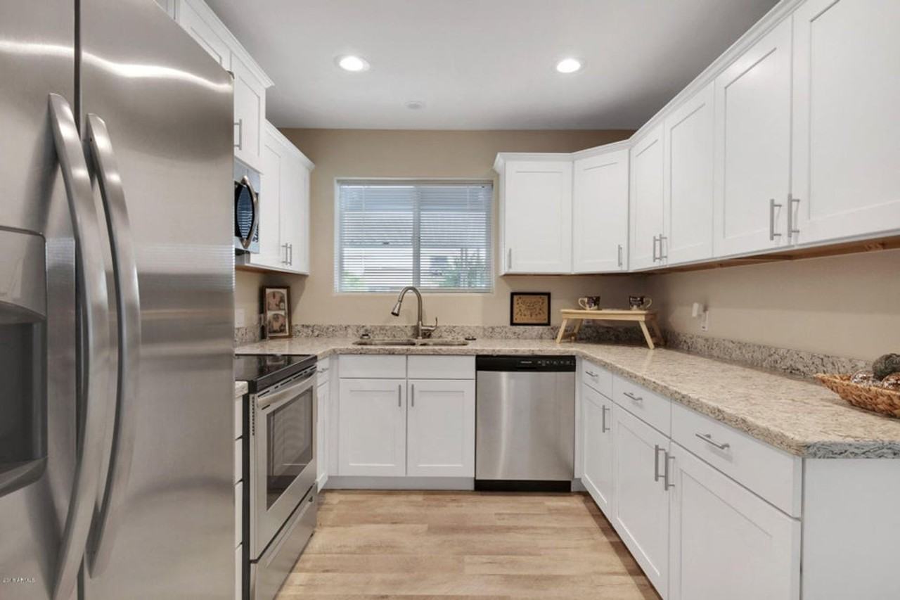 10337 W Monterosa Dr - Photo 7 of 12