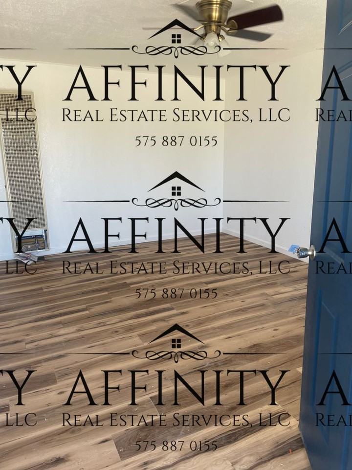 2607 Missouri St - Photo 2 of 7