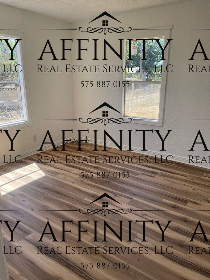 2607 Missouri St - Photo 6 of 7