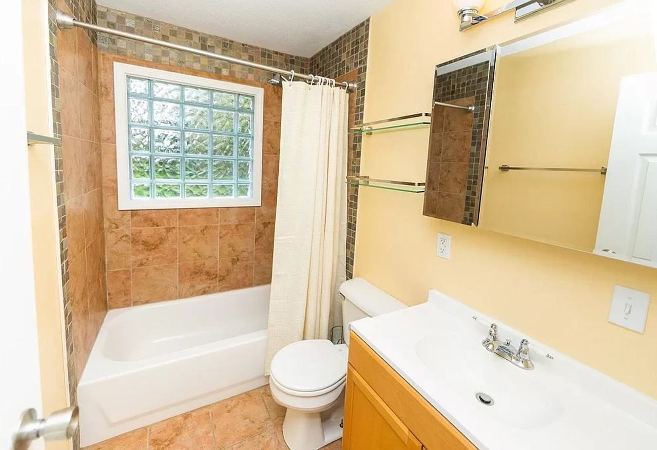 1021 Meadow Ln - Photo 6 of 6