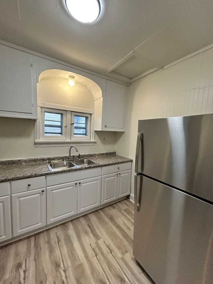 5439 Hodiamont Ave - Photo 7 of 16