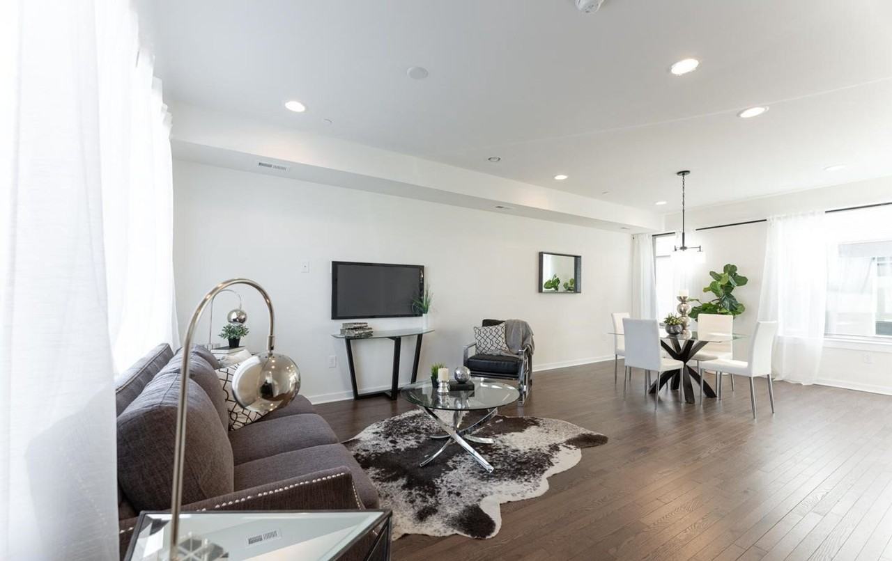 2131 Kensington Walk - Photo 6 of 46