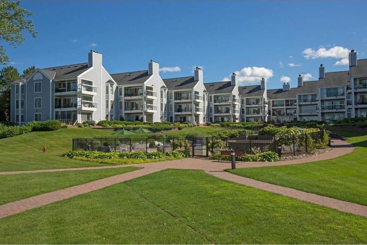 603 Lake St - Photo 2 of 14