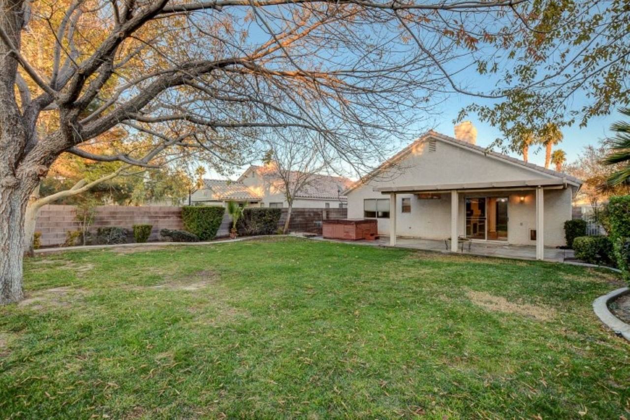 4417 Norte Cir - Photo 2 of 35