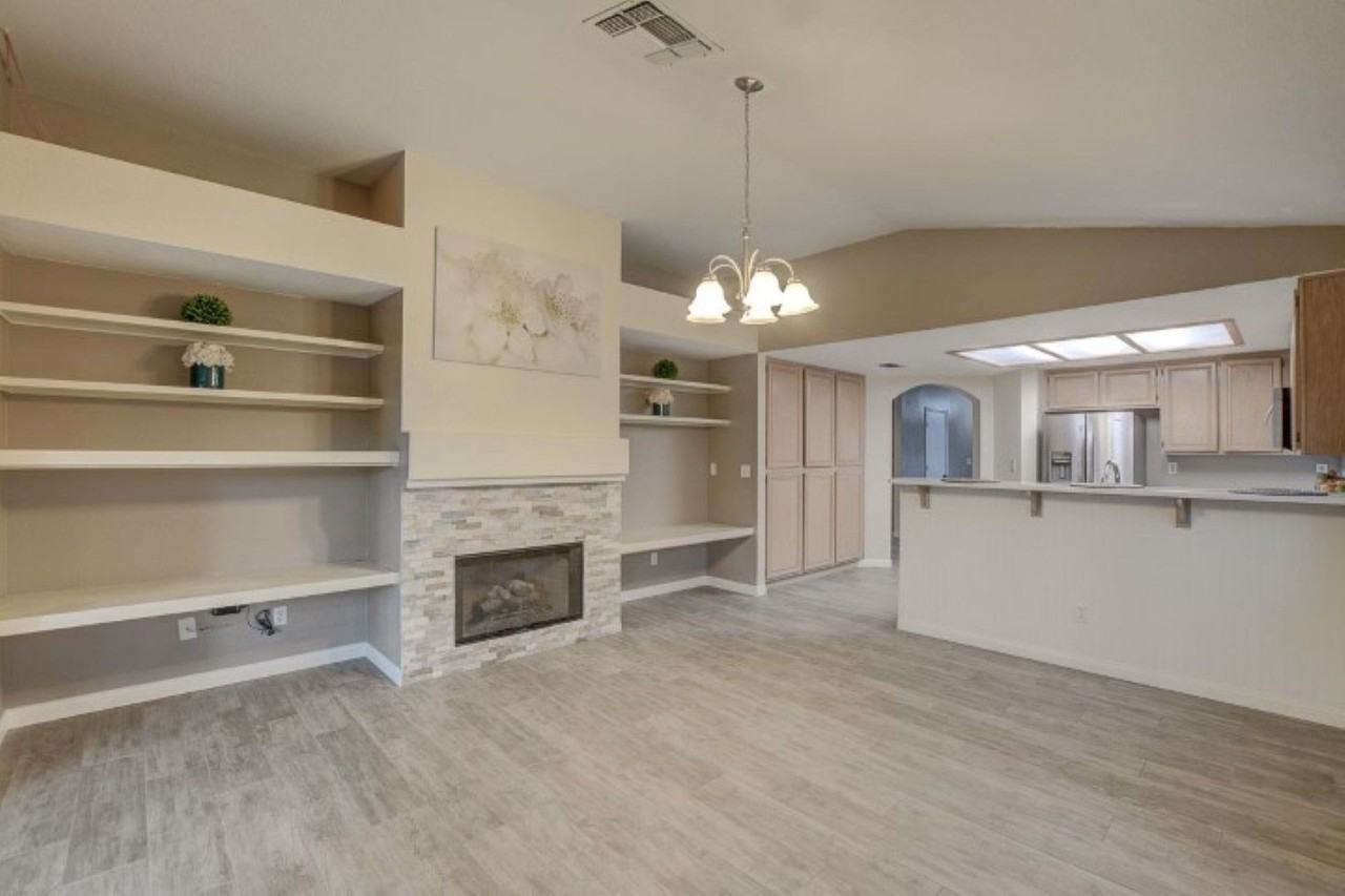 4417 Norte Cir - Photo 4 of 35