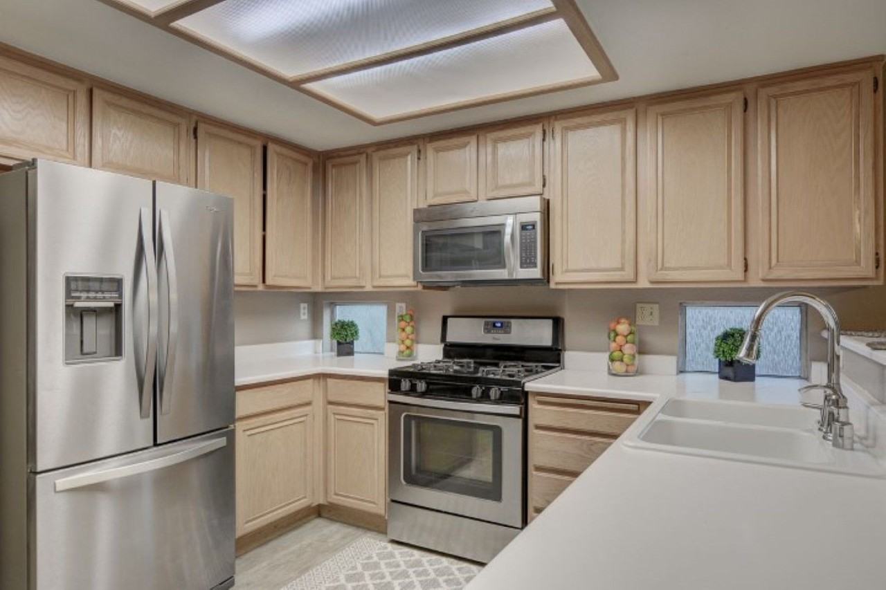 4417 Norte Cir - Photo 5 of 35