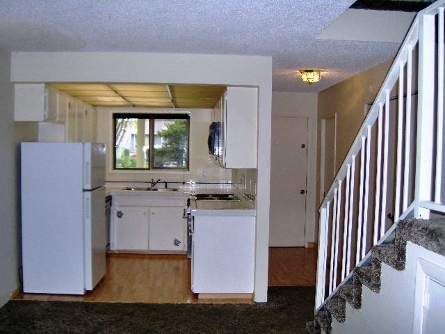 619 N Hayden Bay Dr - Photo 4 of 17