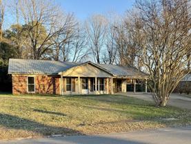 5826 Patricia Dr - Photo 1 of 1