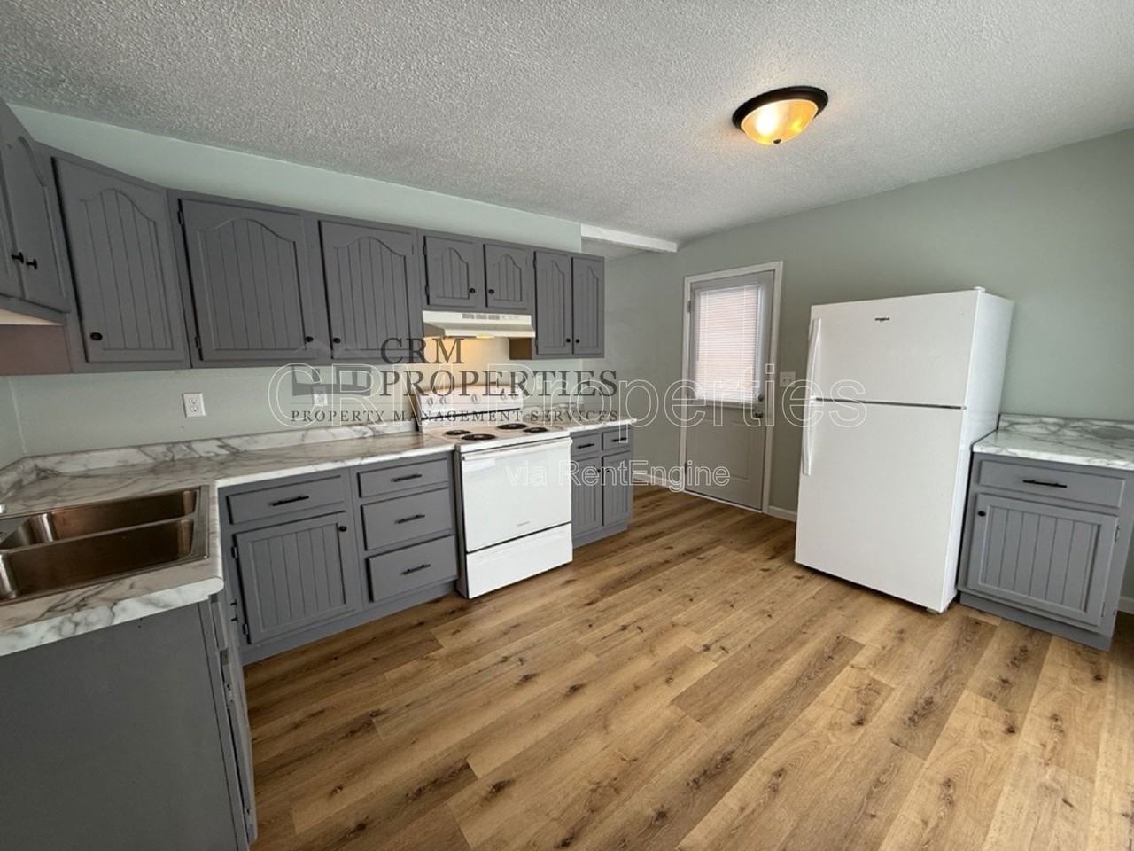 800 Maumee Dr - Photo 5 of 21